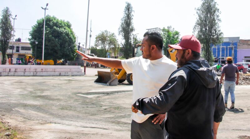 CANCHAS DEL ZÓCALO DE HUEJOTZINGO SE RENUEVAN BAJO LA GESTIÓN DE ROBERTO SOLÍS PARA FORTALECER LA COMUNIDAD