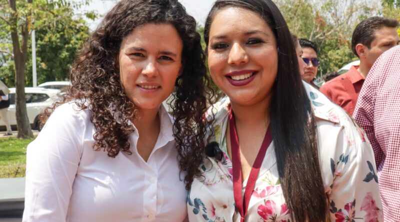 Alcaldesa de San Pedro, Tonantzin Fernández participa en la Escuela Municipalista de Morena