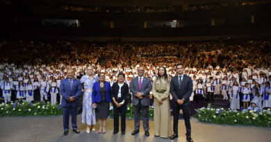 Preside Rectora Lilia Cedillo graduación de la Facultad de Medicina