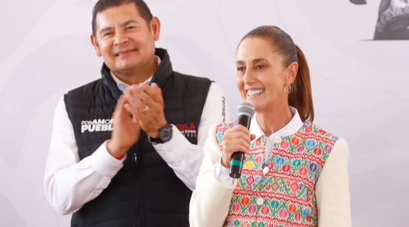 PRESIDENTA SHEINBAUM RECONOCE INICIATIVA DE TRANSICIÓN ENERGÉTICA DE PUEBLA EN PRODUCCIÓN DE PANELES SOLARES
