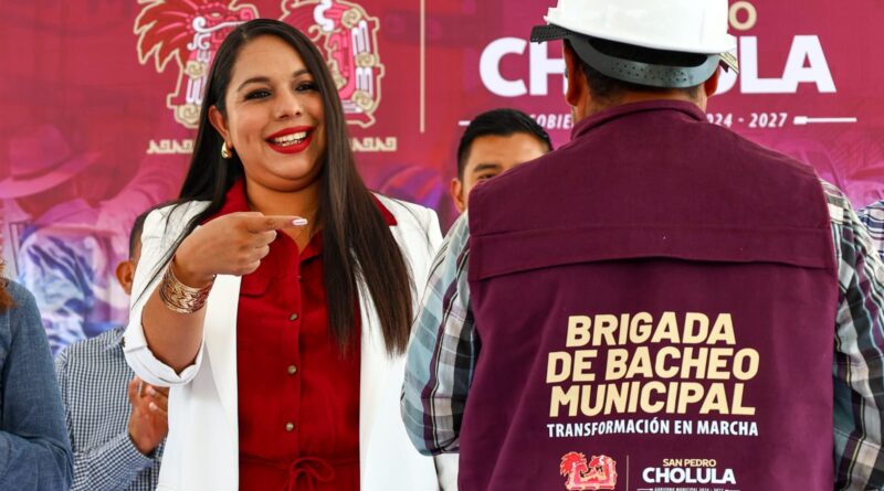 Con nuevos módulos de bacheo, Tonantzin Fernández refuerza la movilidad en San Pedro Cholula