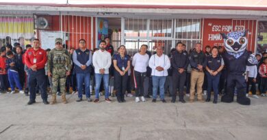 Severiano de la Rosa acerca campañas de prevención a escuelas de Amozoc