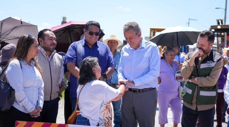 Con #CallesAl100 Pepe Chedraui impulsa trabajos de pavimentación en la Junta Auxiliar de Santo Tomás Chautla