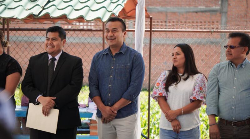 ROBERTO SOLÍS TRANSFORMA ESCUELAS EN HUEJOTZINGO; ARRANCA OBRA DE DOMO EN LA PRIMARIA “16 DE SEPTIEMBRE”
