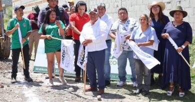 Una más! Severiano de la Rosa dio banderazo a otra obra de drenaje sanitario en San Salvador Chachapa