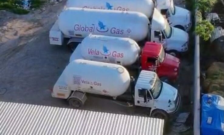Operativo coordinado permite asegurar inmueble y pipas vinculadas con el robo de combustible en Tepeaca