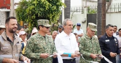 Entrega Pepe Chedraui rehabilitación vial en la Junta Auxiliar Ignacio Zaragoza, con el Tren Capitalino de Pavimentación