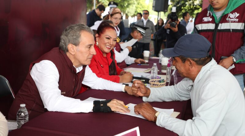 Pepe Chedraui continúa con la atención de peticiones con el “Día del Pueblo” en San Baltazar Tetela