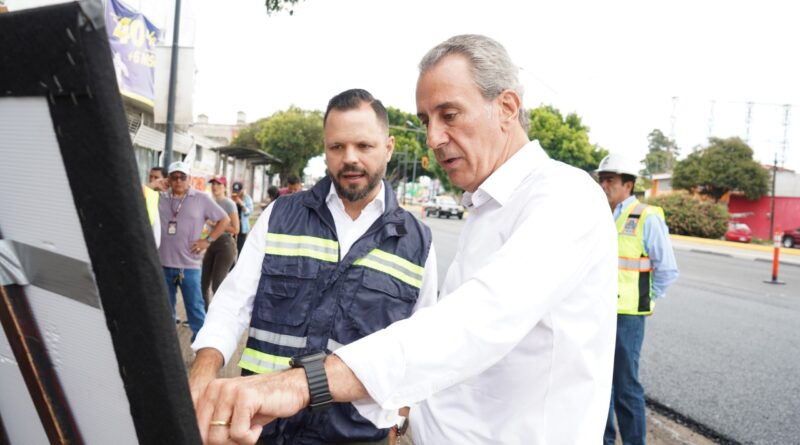 Supervisa Pepe Chedraui trabajos del Tren Capitalino de Pavimentación en bulevar Héroes del 5 de Mayo