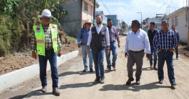 Avanza Gobierno de Pepe Chedraui con trabajos de rehabilitación vial en San Sebastián de Aparicio