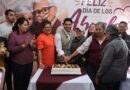 Omar Muñoz y Tere Alfaro celebran a los abuelitos de Chautenco