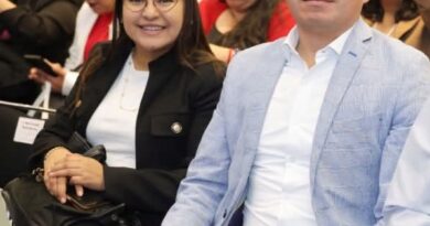 Continúa la construcción de obras en Los Reyes de Juárez