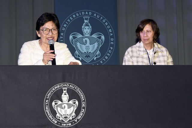 Clausura la Rectora Lilia Cedillo Simposio Internacional de Investigación Traslacional 2026
