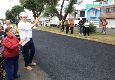 GOBIERNO DEL ESTADO TRANSFORMA VIALIDADES CON APOYO DE PEMEX Y TRENES DE PAVIMENTO